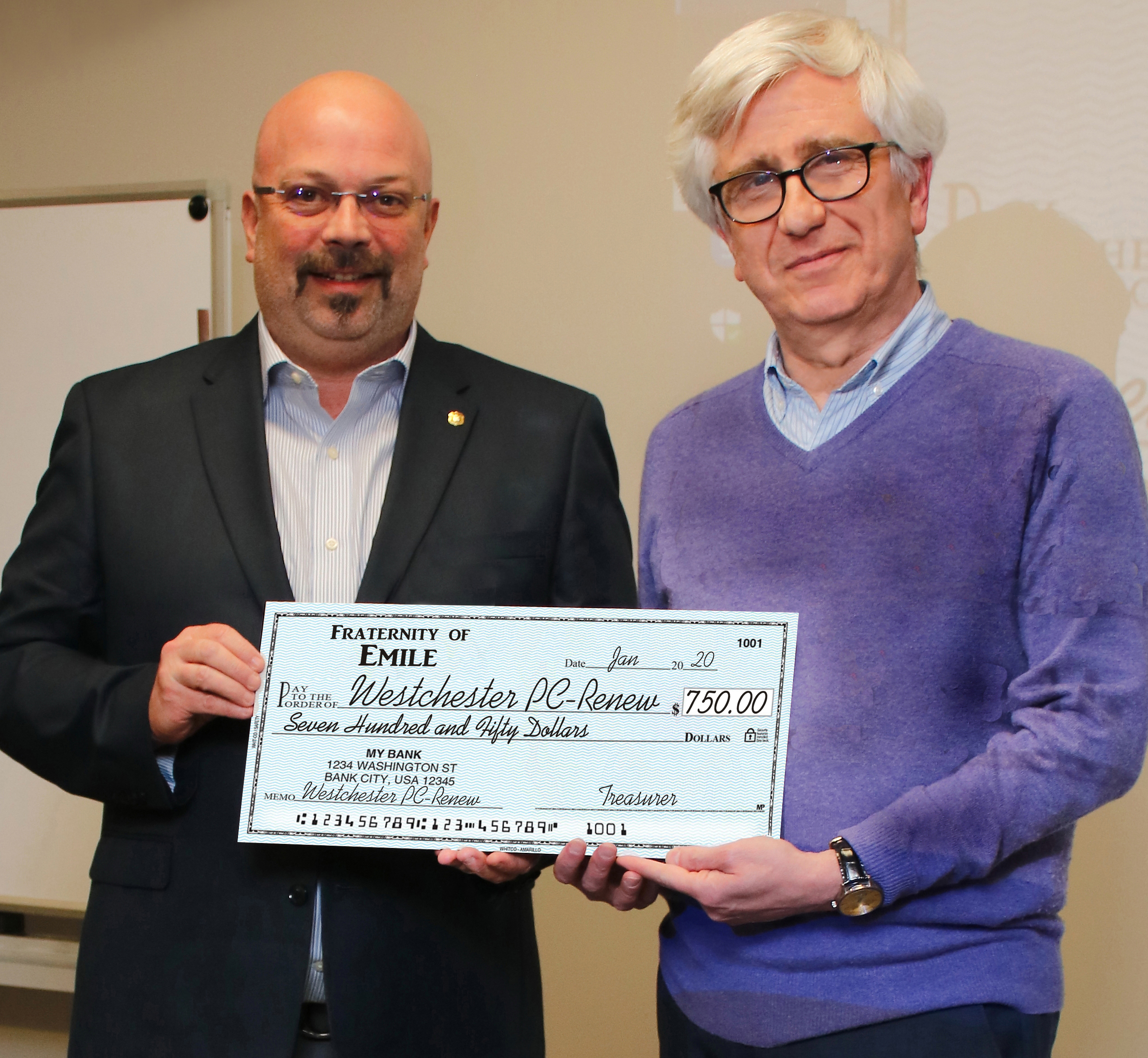 Fraternity of Emile makes a donation
